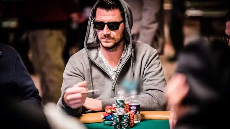 德州撲克牌桌（zhuō）技巧（qiǎo） 利用（yòng）這個”誠實”的（de）行動就能贏（yíng）更多（duō）